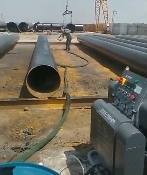 現(xiàn)場管道防腐用什么機械 埋地管道防腐蝕涂層噴涂機器(圖1) H5600埋地管道防腐蝕涂層噴涂機器